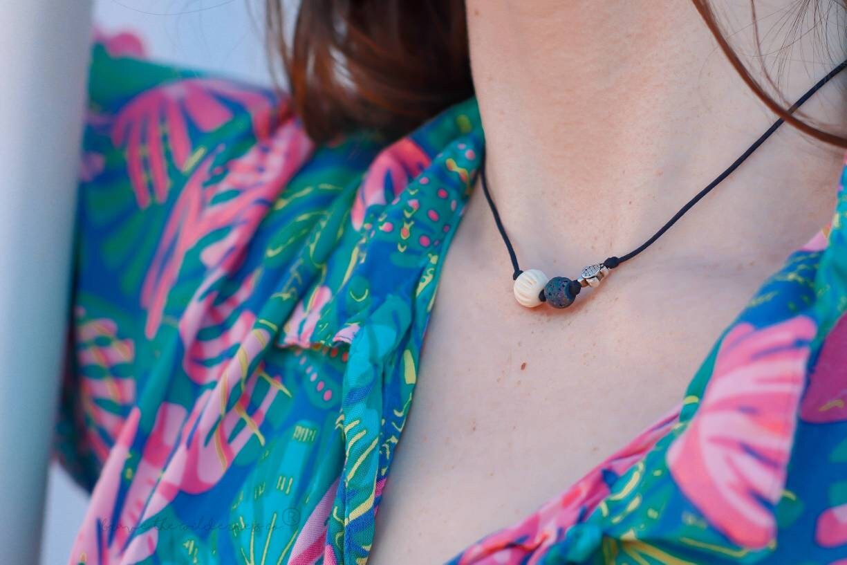 Surf Necklace #2 - Essential Oil Defusion Necklace