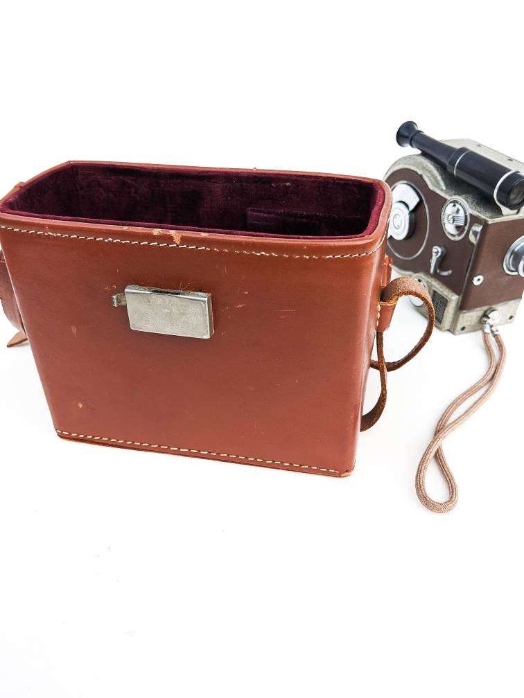 1957 Revere Eight - Vintage 1940s Video Camera With Leather Case