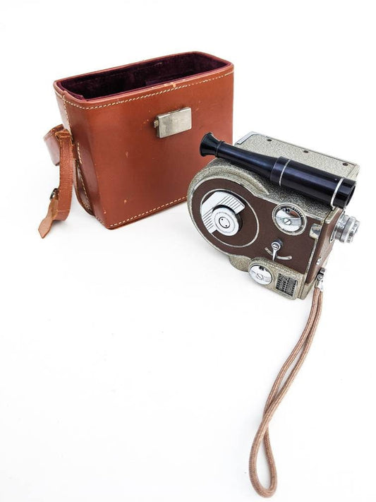 1957 Revere Eight - Vintage 1940s Video Camera With Leather Case