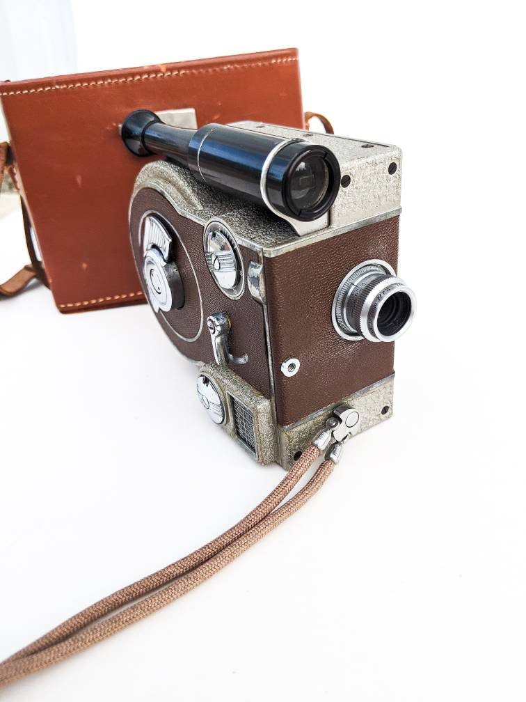 1957 Revere Eight - Vintage 1940s Video Camera With Leather Case