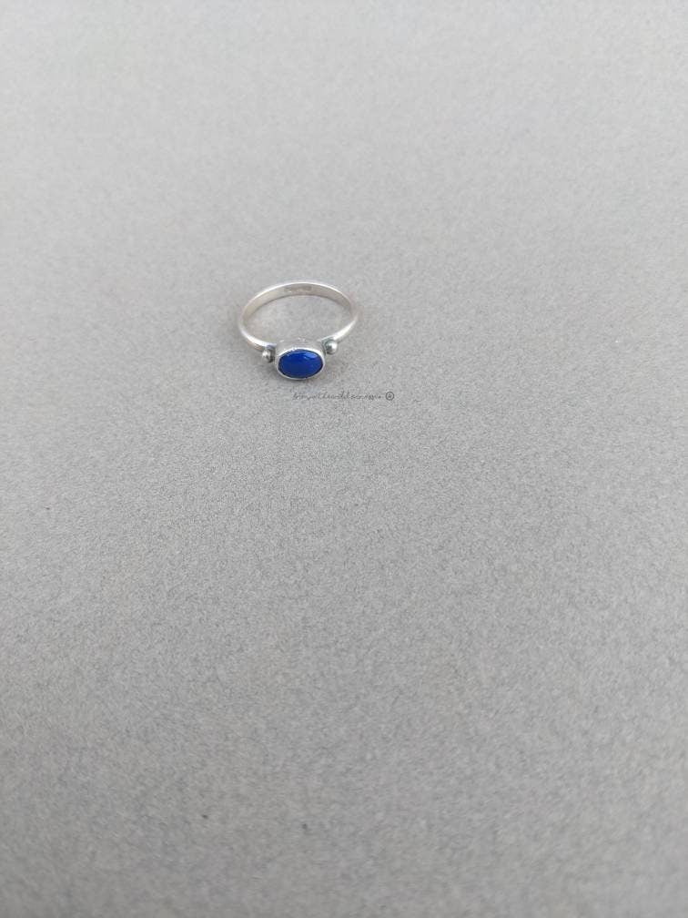 Blue Lapis Stone - Vintage Sterling Silver Ring