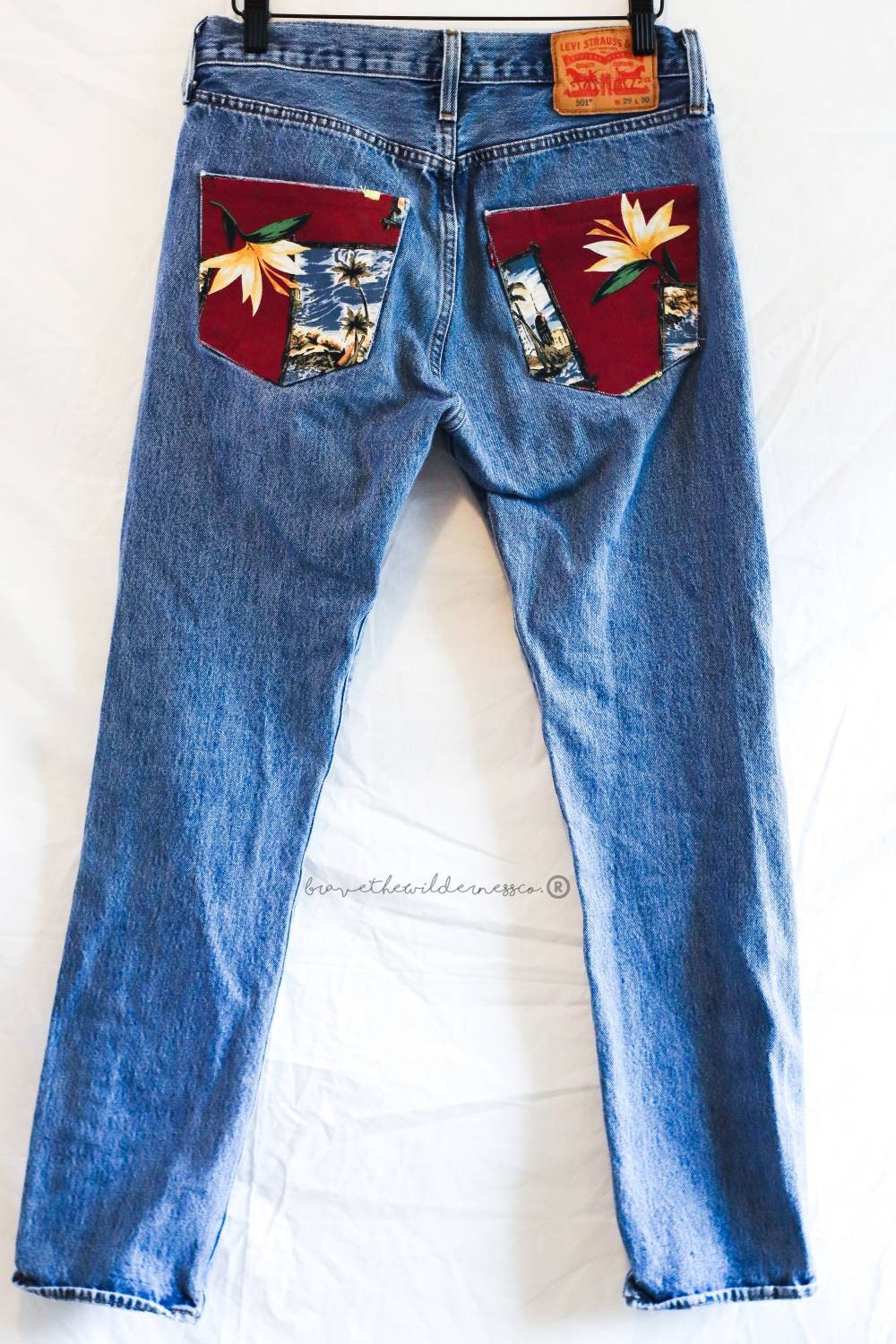 Hawaiian Pattern Pockets - Levis Jeans Medium Wash with Vintage Fabric